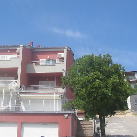 Apartman Karla Appartement Crikvenica Buitenkant foto