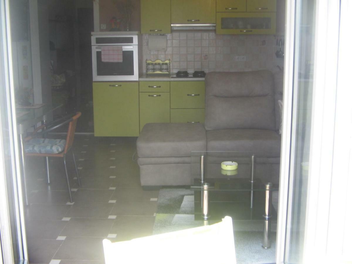 Apartman Karla Appartement Crikvenica Buitenkant foto