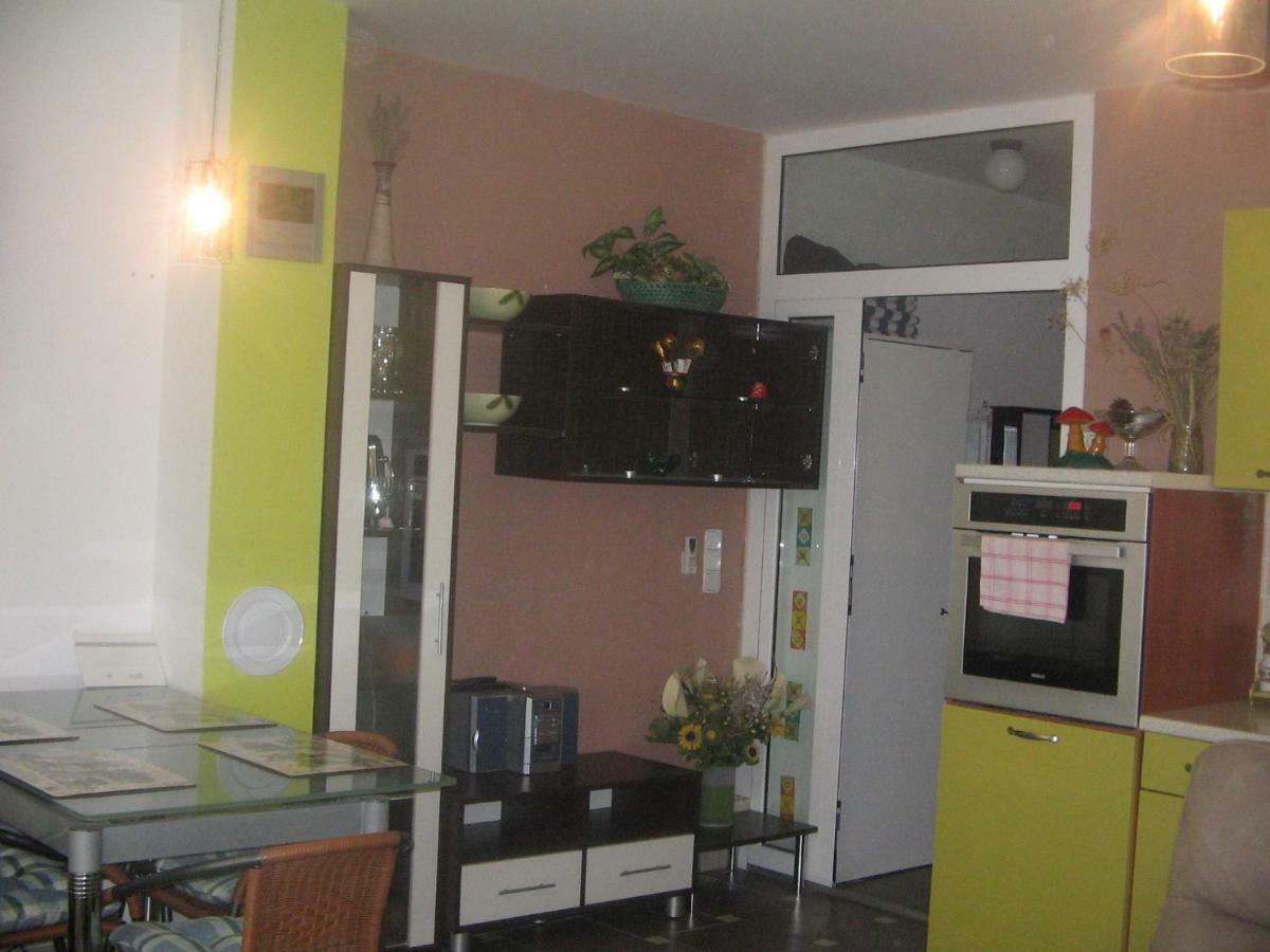 Apartman Karla Appartement Crikvenica Buitenkant foto