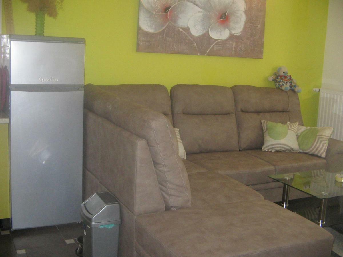 Apartman Karla Appartement Crikvenica Buitenkant foto